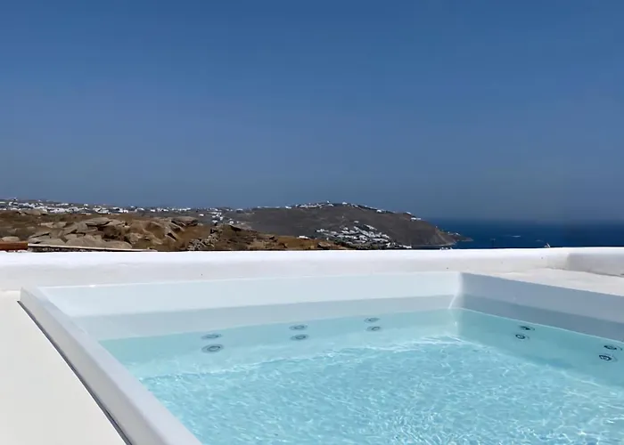 Villa Aderfia With Private Hot Tub