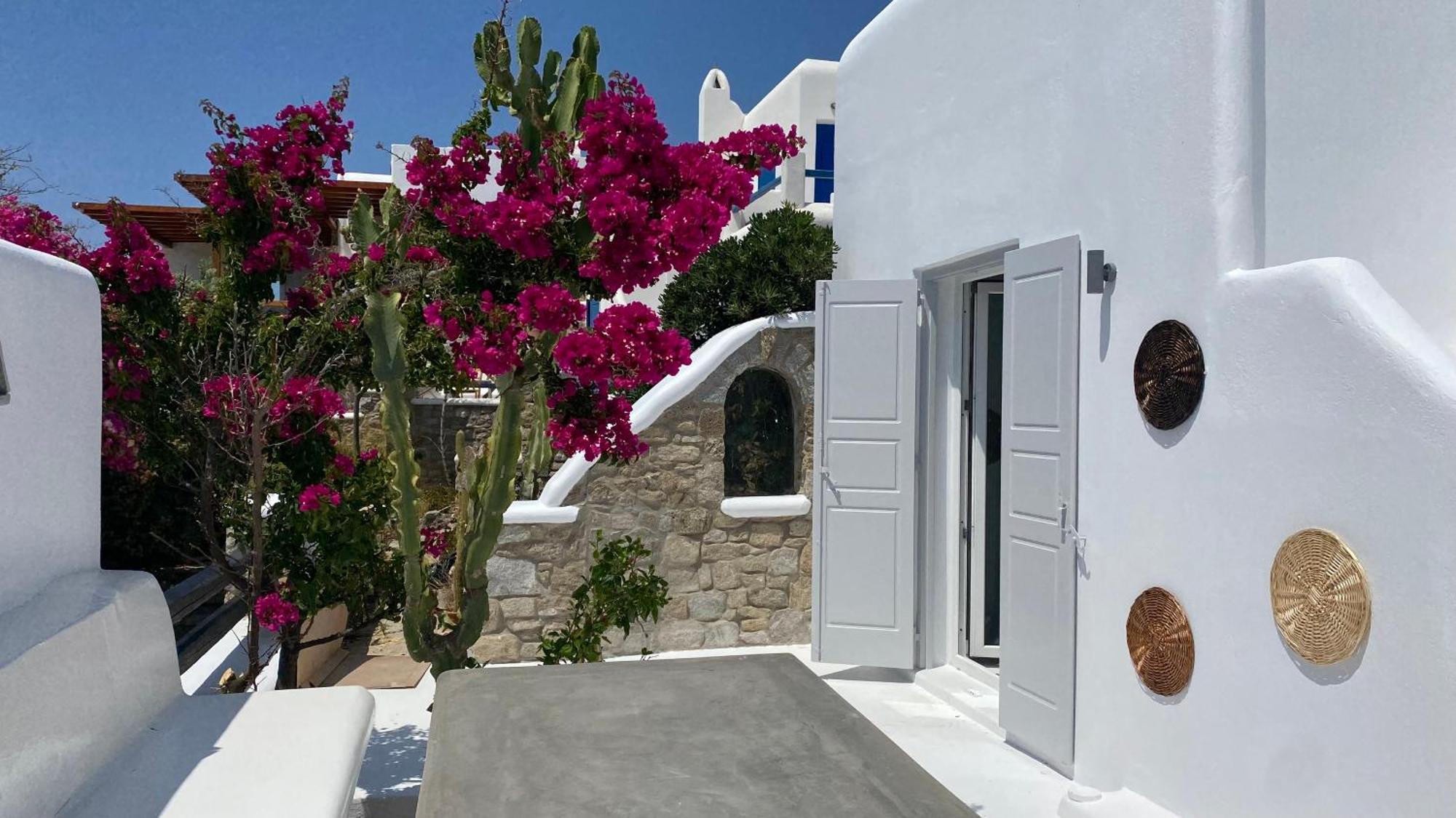 Villa Aderfia With Private Hot Tub
