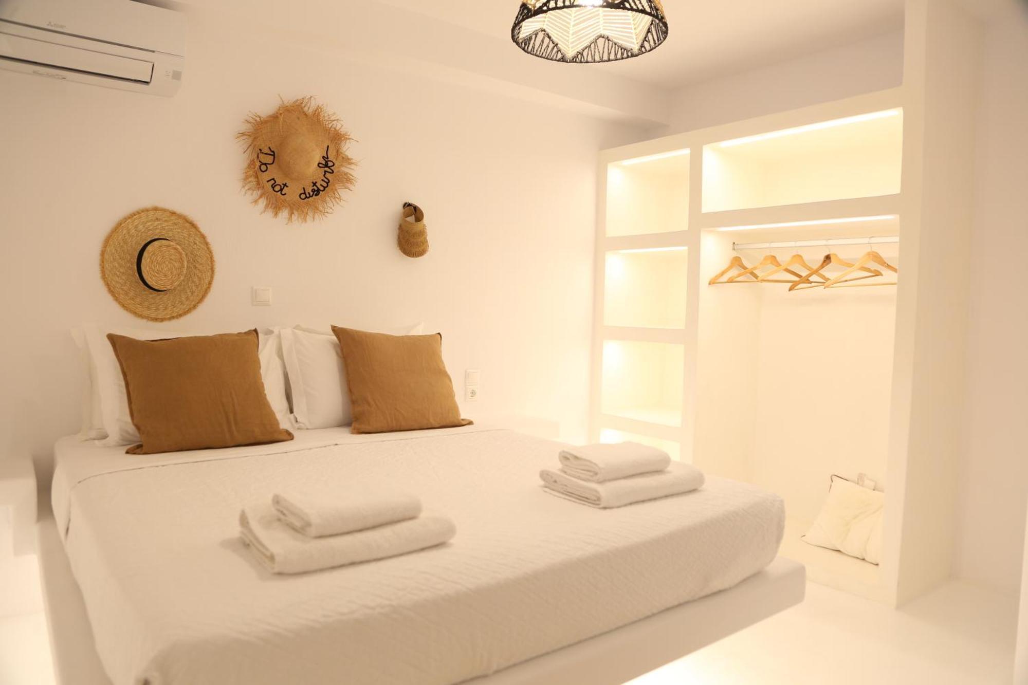 Aderfia With Private Hot Tub Ornos (Mykonos)