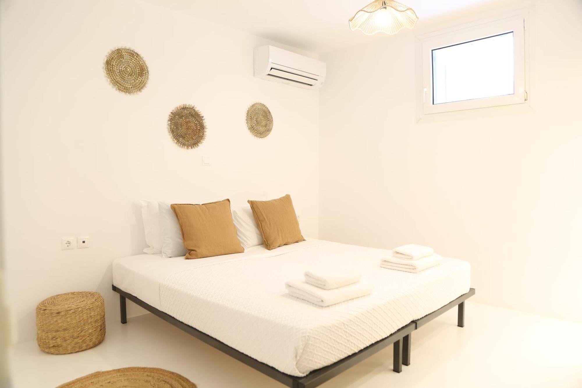 Aderfia With Private Hot Tub Ornos (Mykonos)